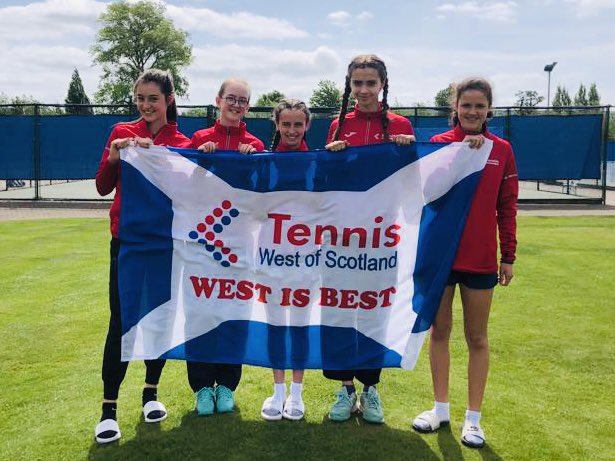 CamEObrien's tweet photo. West girls ready for a weekend of tennis in Nottingham for County Cup National Finals!! #monthewest https://t.co/yUDkRqL3bb