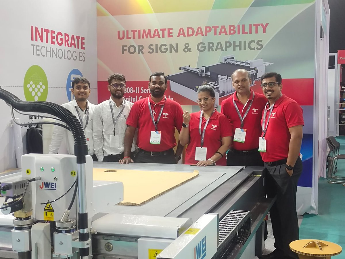 TechNovaWorld's tweet photo. πDon't miss it!
TechNova @ MediaExpo 2022
Hall No.1, Stall No. D71
Bombay Exhibition Centre, Goregaon, Mumbai
May 12 to 14, 2022
We are excited to see you there! π€©
#mediaexpo #digitalprinting #digitalprintmedia #signandgraphics #largeformat #JWEI #cuttingtable #technova https://t.co/tfcQ1fqQhs