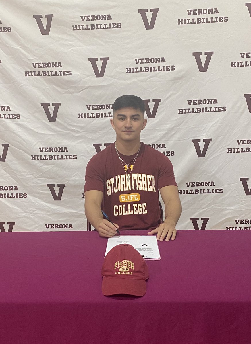Congratulations to Derek Bernardino
on his commitment to continue wrestling at Saint John Fisher College! 🤼‍♂️