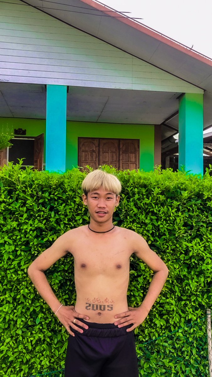 ไม่มีเงินไว้ซื้อใจใคร มีแต่ใจไว้ซื้อใจคน.🤍✨
#พิษณุโลก #ฝากรีทวิตด้วยนะครับ (มีไรไห้ดู)