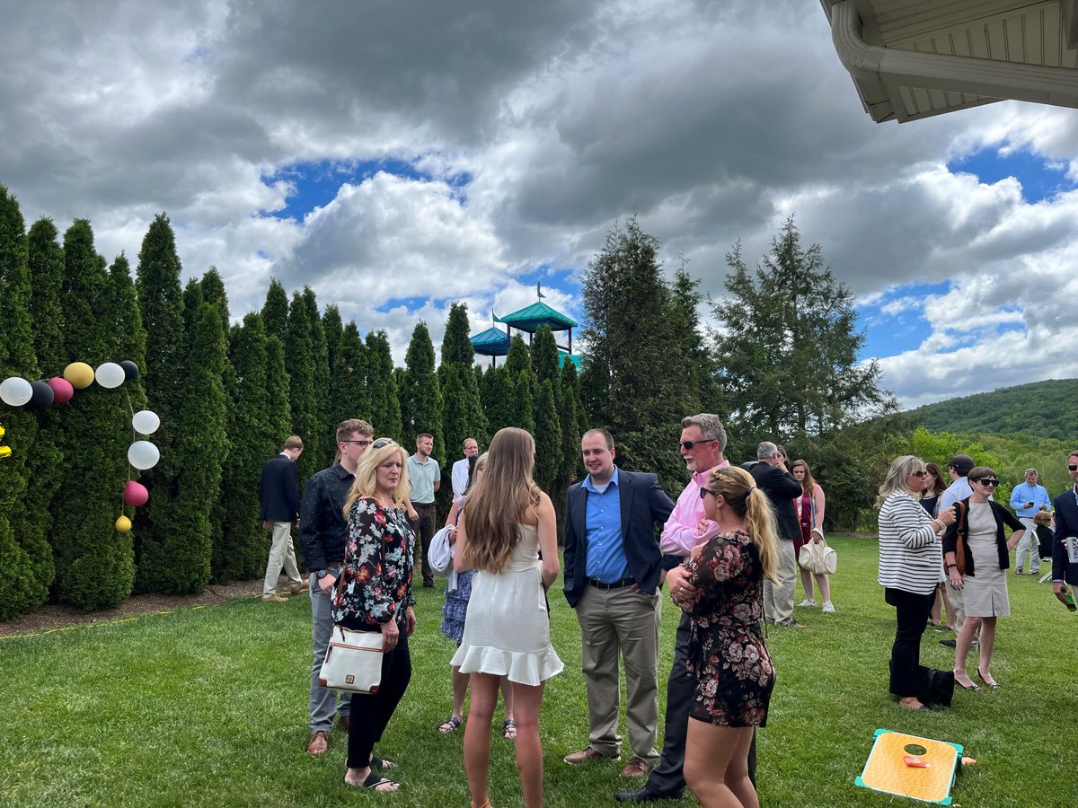 Congratulations to our 2022 graduates of the Howard Feiertag HTM Department! You made it, and you should be very proud of yourself for coming out strong from the last couple of difficult years. 

GO HOKIES!