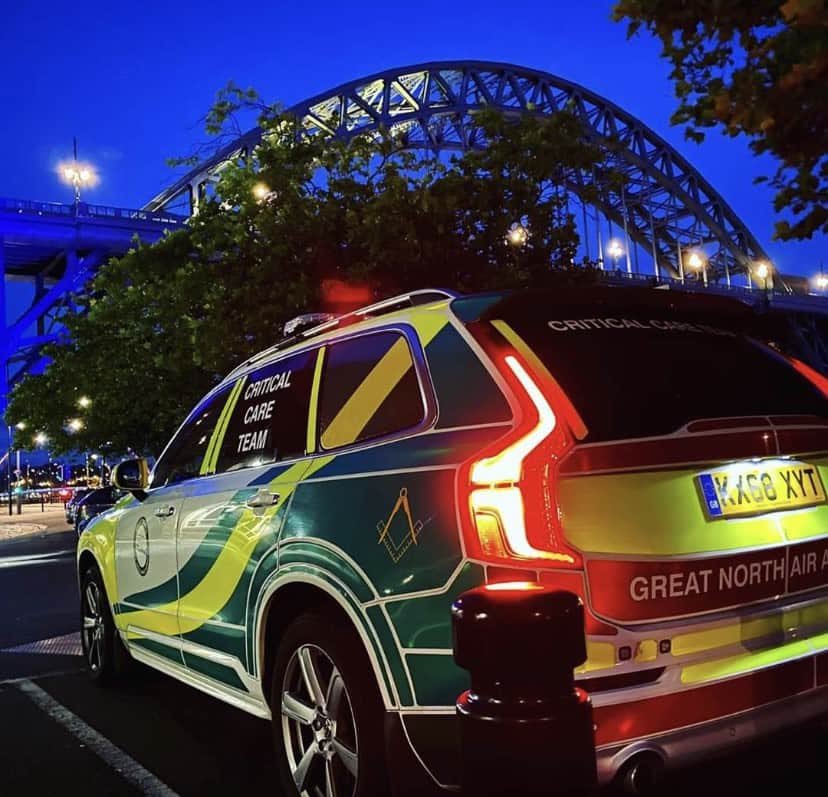 Nice to see the square and compass proudly emblazoned on the <a href="/GNairambulance/">Great North Air Ambulance</a> response car on BBC Look North. An association we as we are proud of, showing the difference we can make to people in the darkest of times. We wish the GNA a happy 20th Anniversary. #freemasons