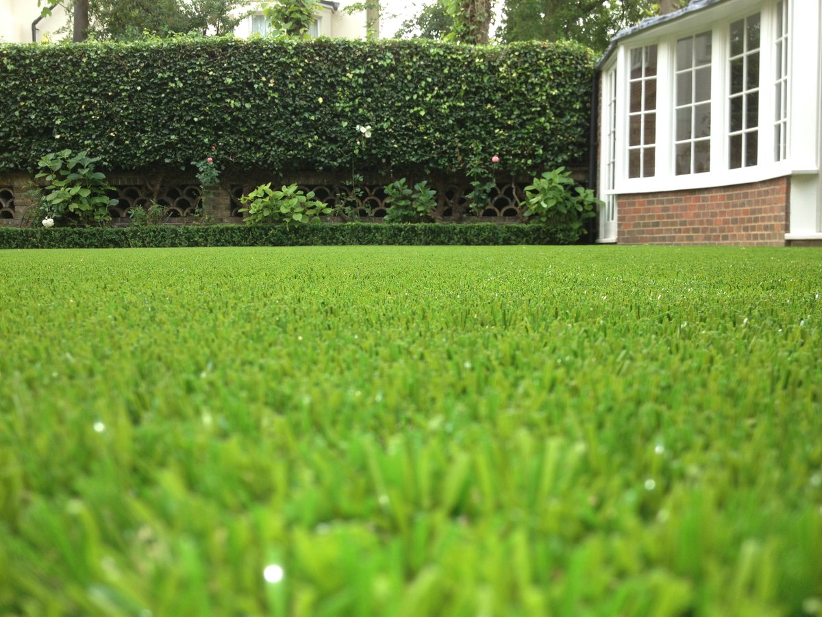 Perfectly Green Artificial Grass tweet media