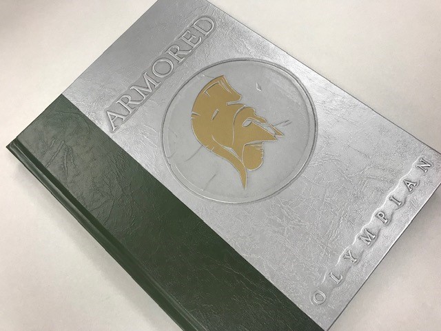 mtnbrookhs's tweet photo. MBHS Yearbook are here! They are AMAZING! Congratulations to everyone. #MBHSOlympianYearbooks https://t.co/UWJ6hNcxBQ