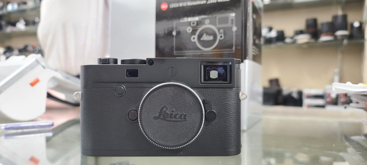 CentralCameraCo's tweet photo. Brand New!
Body only, Leica M10
Monochrom Leitz Wetzlar
Limited Edition!

Call the store for pricing. https://t.co/onyWXUMiur