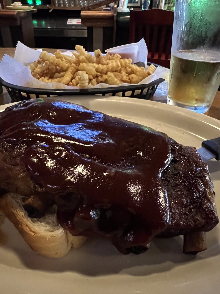 Rene Knott tweet media