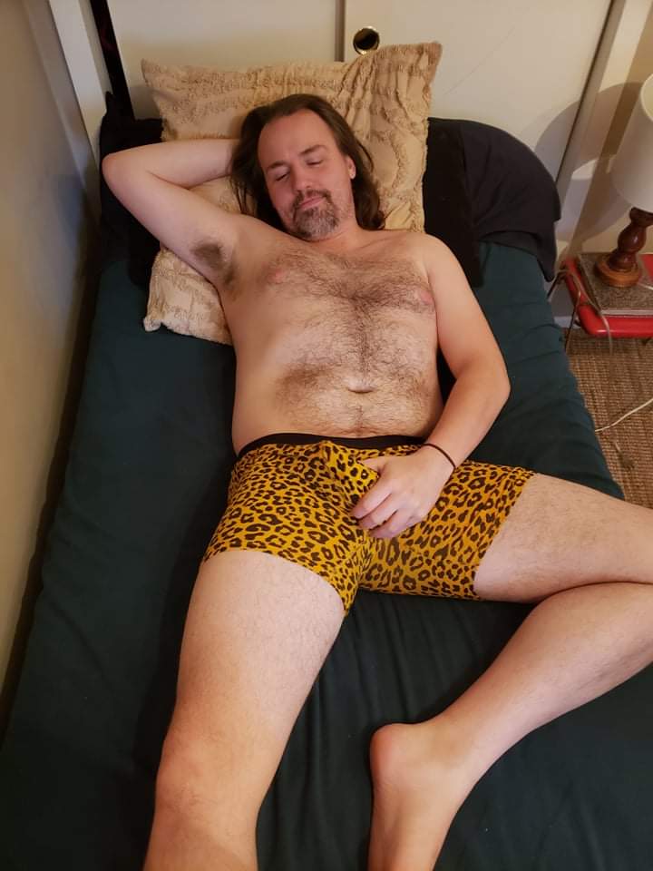 #meundies #onlyfans #adult #contentcreator #onlyfans_adult #NSFW #mensunderwear #gayotter #exhibitionist #queer #bisexual #gayotter #freeonlyfans https://t.co/mhFePxAh3D https://t.co/csnZLkZsZi