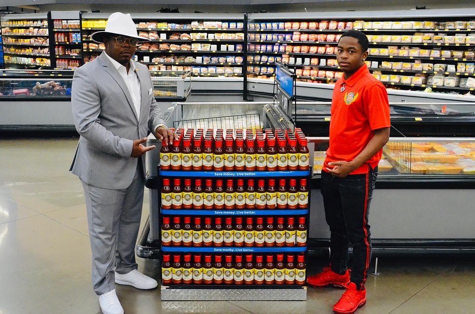truthsauce2's tweet photo. 💣BREAKING NEWS💣 YOU CAN NOW FIND THE AWARD WINNING Truth Sauce AT Walmart Little Rock - S Shackleford Rd And Walmart North Little Rock - E Mccain Blvd  GOD IS TRULY AMAZING AND FAITHFUL PLEASE GO SHOP Walmart MCCAIN AND SHACKLEFORD TODAY #BigTruth #Walmart
@CrunkdOutEnt https://t.co/hUcDtYHqem