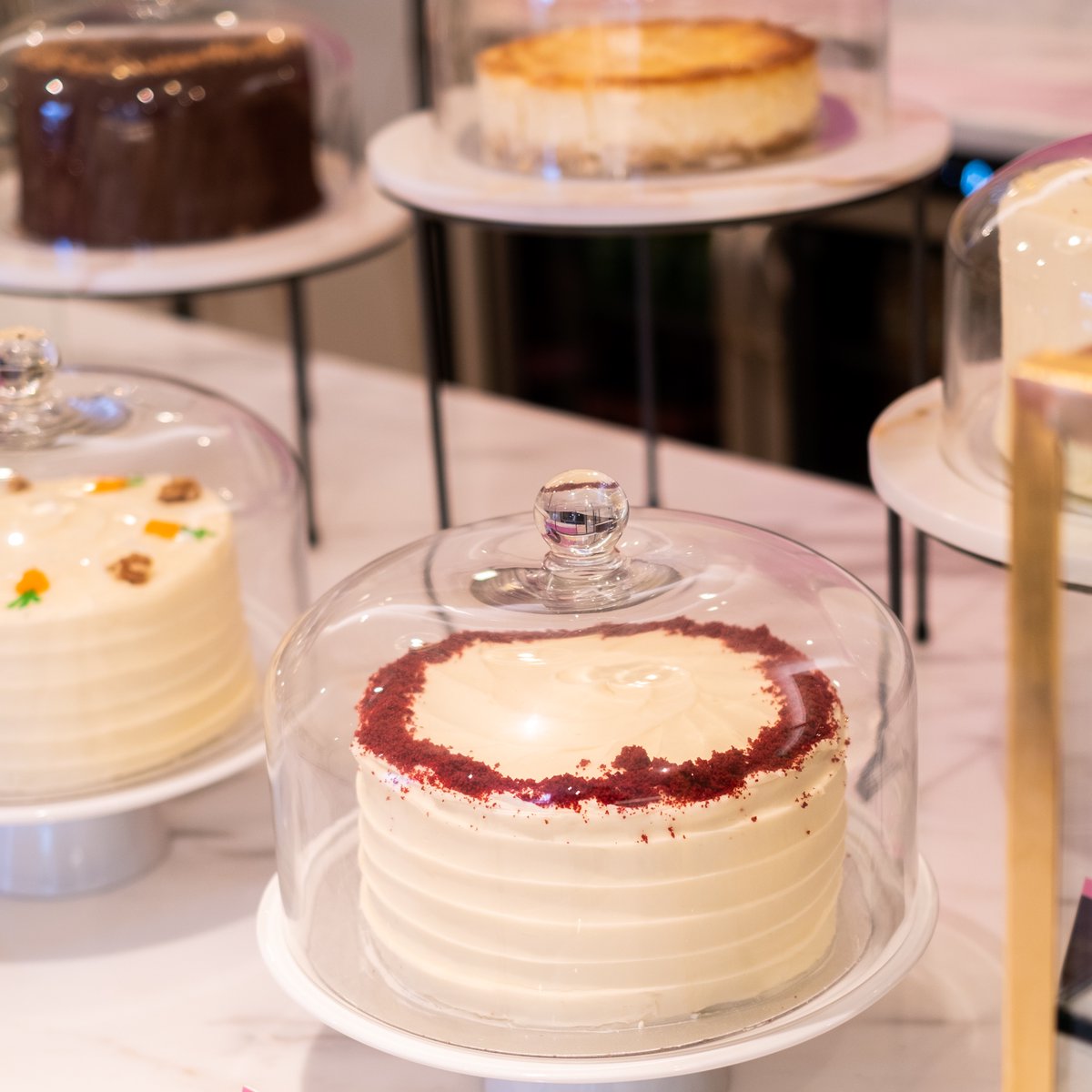 Hummingbird Bakery tweet media