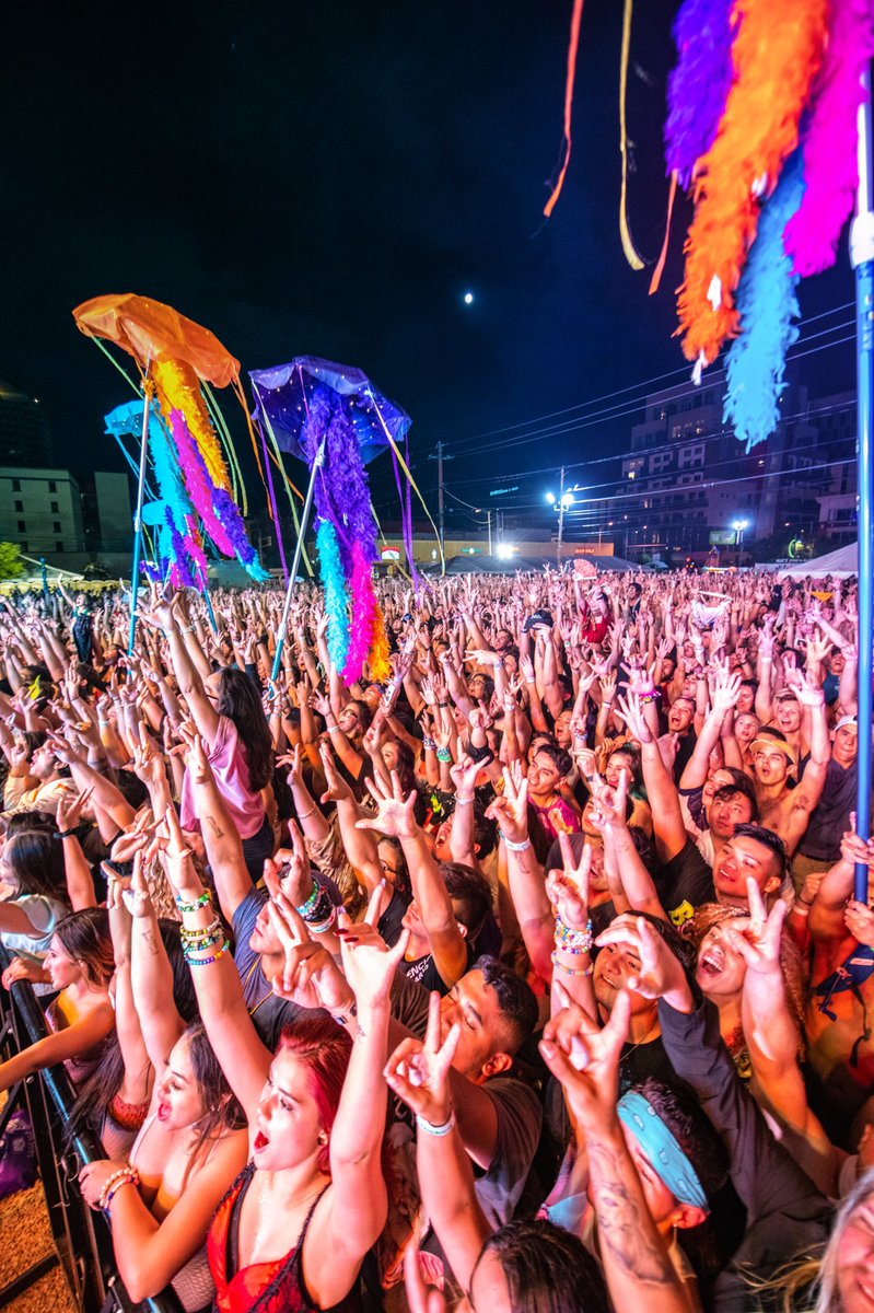 SOMOSABQ tweet media