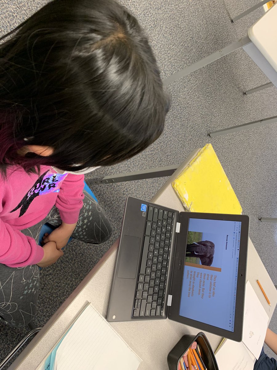 MsJZhang's tweet photo. Students wrote their narratives in English! They’re super proud of being authors! We had fun reading each other’s work. #literacy #studentchoiceandvoice @TDSB_BandBPS @LC3_TDSB @tdsb https://t.co/gASWh9mcxA