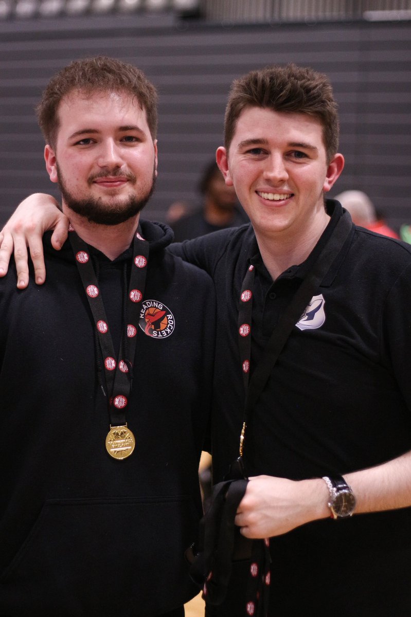 rocketsreading's tweet photo. CHAMPIONS 🏆 https://t.co/ANas5YJxu3