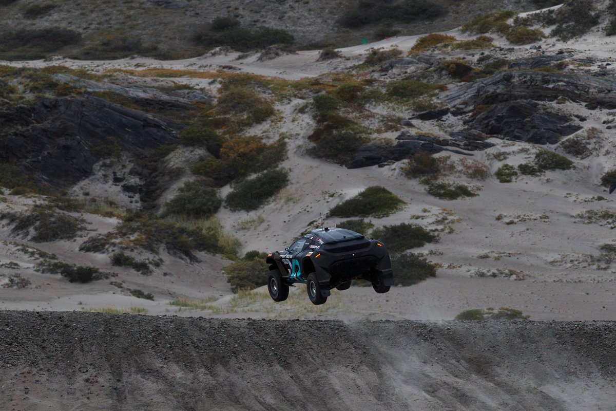 Extreme E & H tweet media