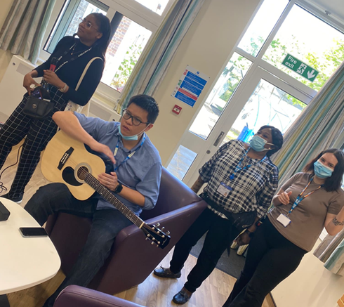 It's #mentalhealthawrenessweek2022 and this year's theme is #loneliness. Our Barnet Inpatient OT team has launched a variety of activities throughout the week for our service users #BEHMHTNHS <a href="/BarryJDDay/">Barry Day</a> <a href="/T4nyad/">Tanya</a> @DrKhalidAziz <a href="/CarolineBete/">Caroline Bete</a>  

Day 2:  Music Improv Session