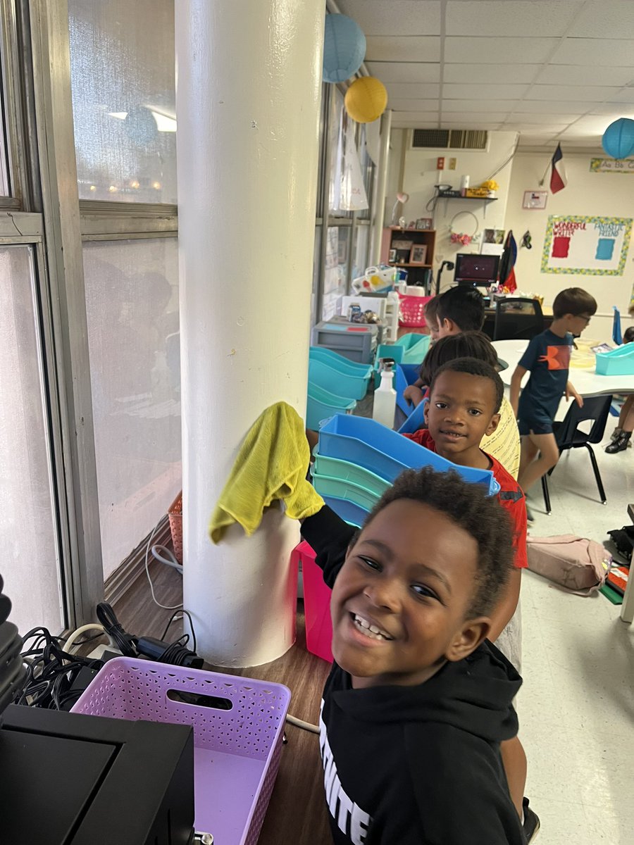 EllieJefferson4's tweet photo. Classroom Cleaning Party!! I’m learning that if you add the word ‘party’ to the end of almost anything, it can be fun. These kids LOVED getting to spring clean their classroom today! @MilamBengals @WFISDschools https://t.co/Oic3IJ599m