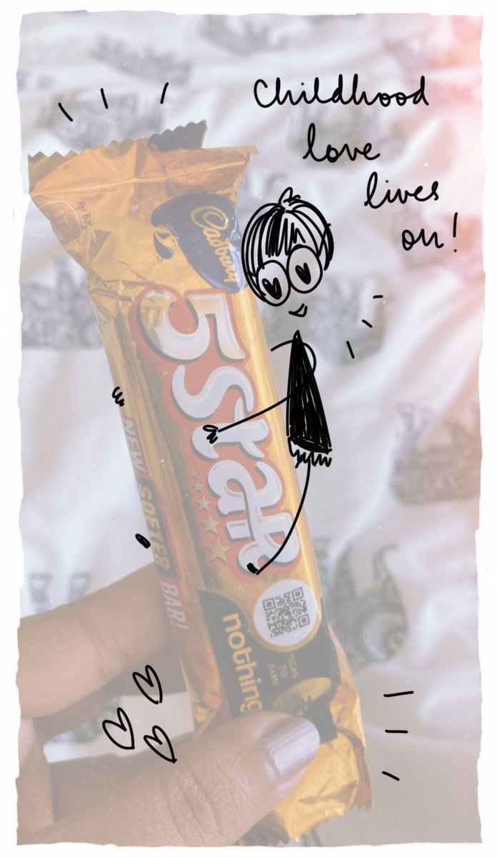 The152Girl's tweet photo. Who’s with me on 5-star love? 

Can’t find it anywhere in London and so get a stash of bars sent from India every chance I get 🤭😁

#chocolatelove https://t.co/9elAe5YkmX
