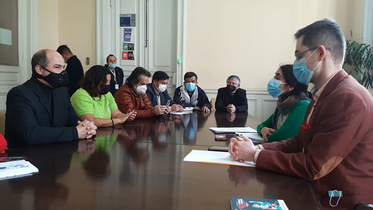 FentessChile's tweet photo. 🔵HOY
#Fentess y la presidenta de la @convencioncl Maria Elisa Quinteros, en una reunión que persigue reforzar lazos y trabajar por una misma visión: la seguridad de las y los trabajadores. https://t.co/Ku7m76IqJ8
