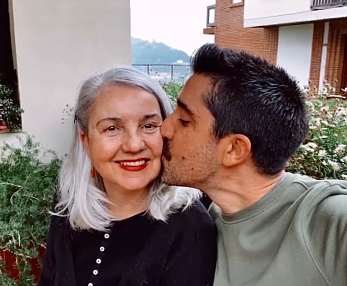 guiomixmar's tweet photo. Gran temazo de @AlexUbagoficial #Antoniateamamos #ParaAprenderte @TeamUbago https://t.co/E0RNghMOAZ