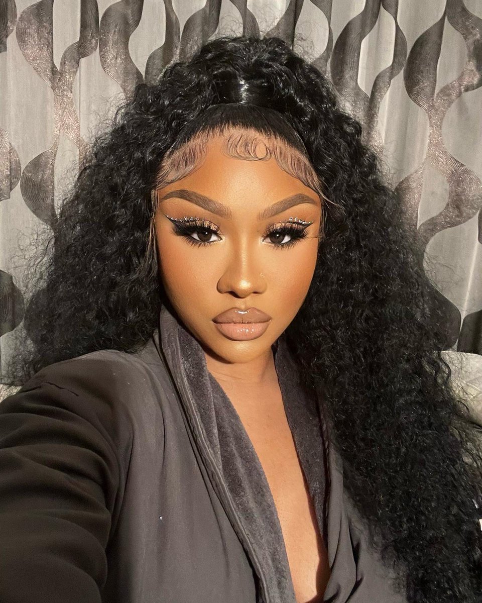 AriTheDon's tweet image. So pretty he fell for it ✨