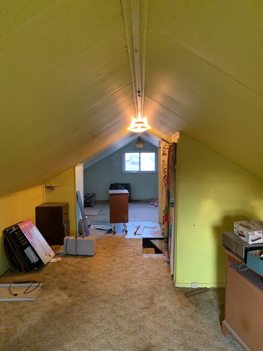 HomeHelpersSol's tweet image. Check out these awesome progress photos of our property in St. Clair! Our crew is moving right along! Now that drywall is almost finished, they’ll get started on paint, refinish the hardwood floors &amp;amp; completely redoing the kitchen &amp;amp; bath.✅✅✅⁣
HomeHelpersSolutions.com