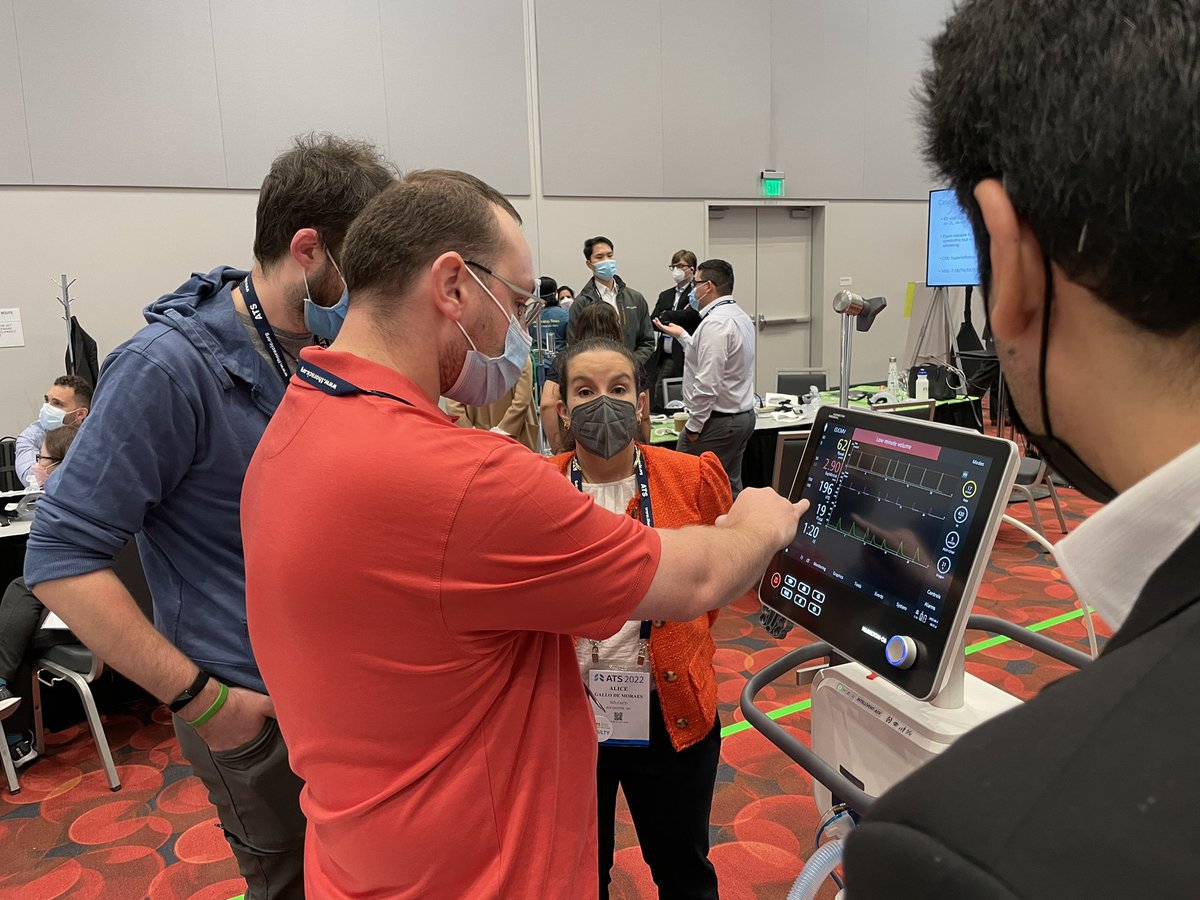 Diana_Kelm's tweet photo. @GallodeMoraesMD doing what she does best - teaching mechanical ventilation! @MayoPCCM #ATS2022 @ATSMedEd #ResidentBootCamp https://t.co/hCjTlpkgIF