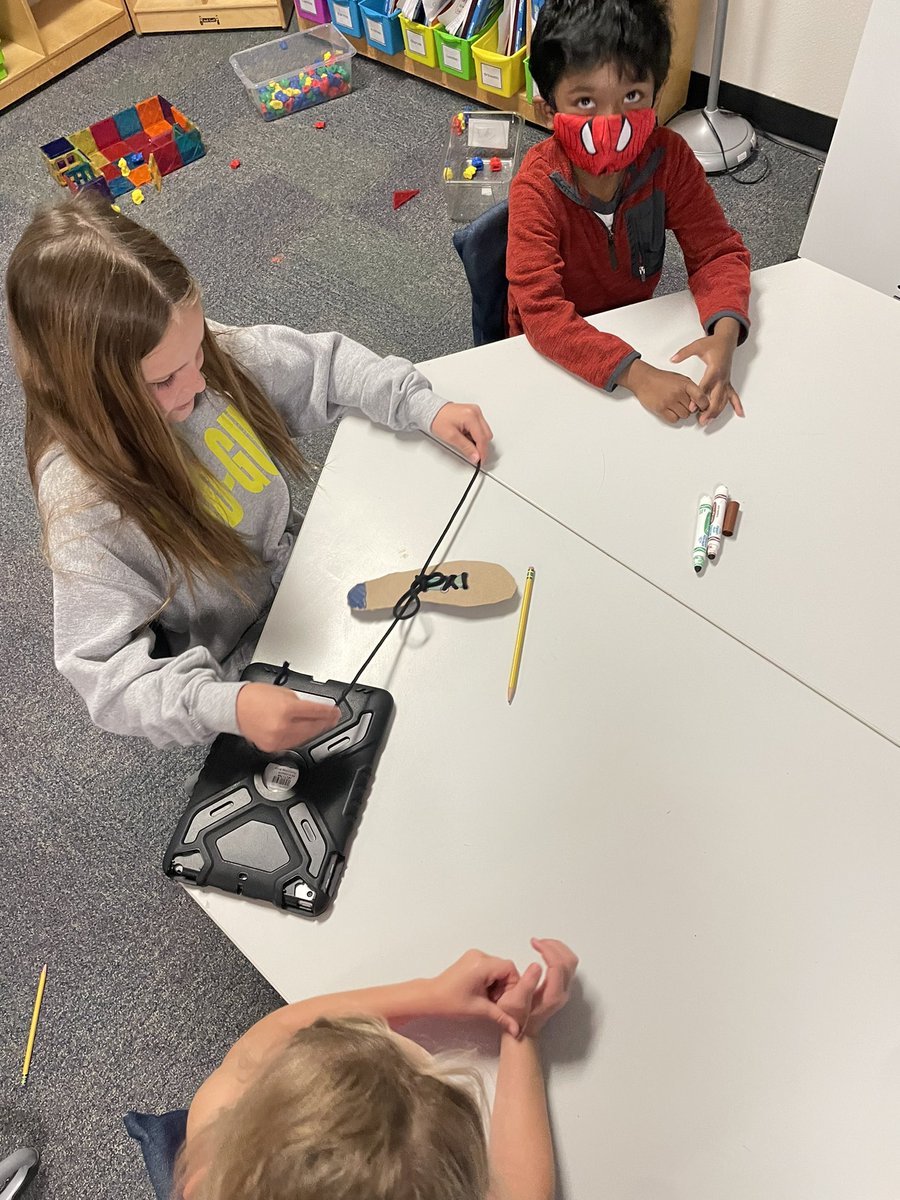 MrsEibertDCE's tweet photo. Thanks you to our awesome @DCEtrailblazers Student Council for making shoes for us to practice how to tie our shoes! Even practicing with us so we can learn how! https://t.co/dDJqXICYg1