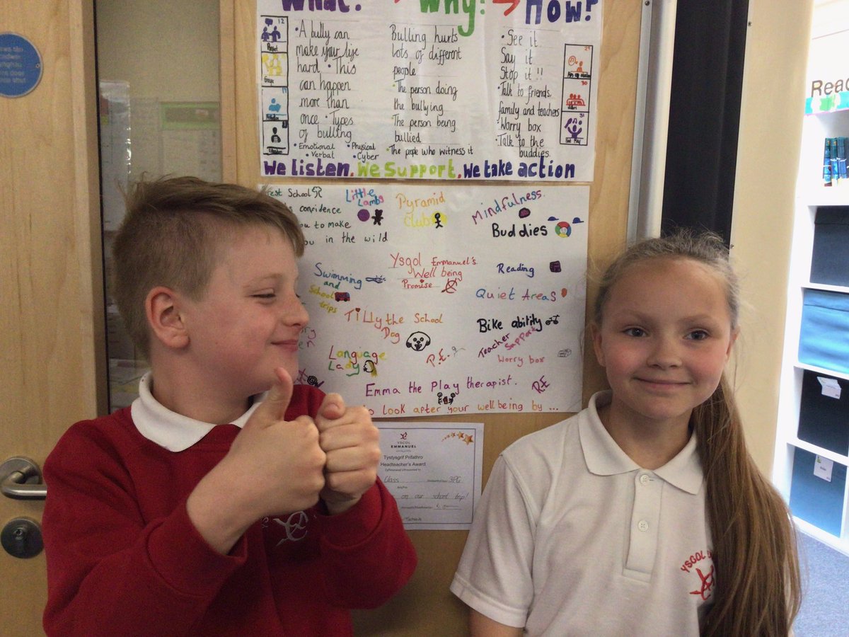 dosbarth3PG's tweet photo. Two super 3PG stars accepting the merit on behalf of the whole class today! Da iawn 3PG 😍⭐️💫 @YsgolEmmanuel https://t.co/XLh88FzRwx