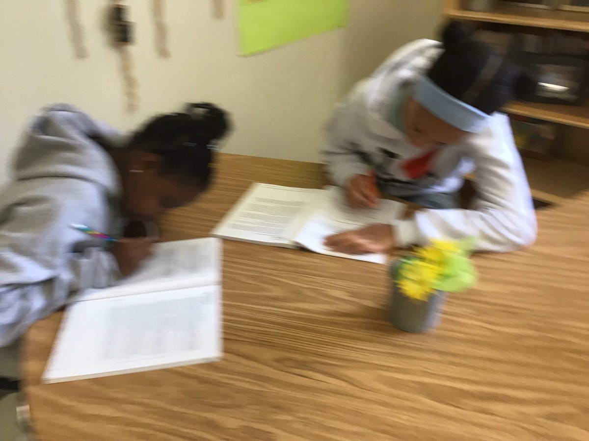 JenniferBerbert's tweet photo. A last push before our ELA FSA.  Students work with partners to complete our Wonders test prep book. #ipseagles https://t.co/5eOsmjA1bL