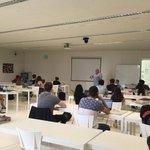 Photo by Facultad de Comunicación y Ciencias Sociales (@FComCSusj)