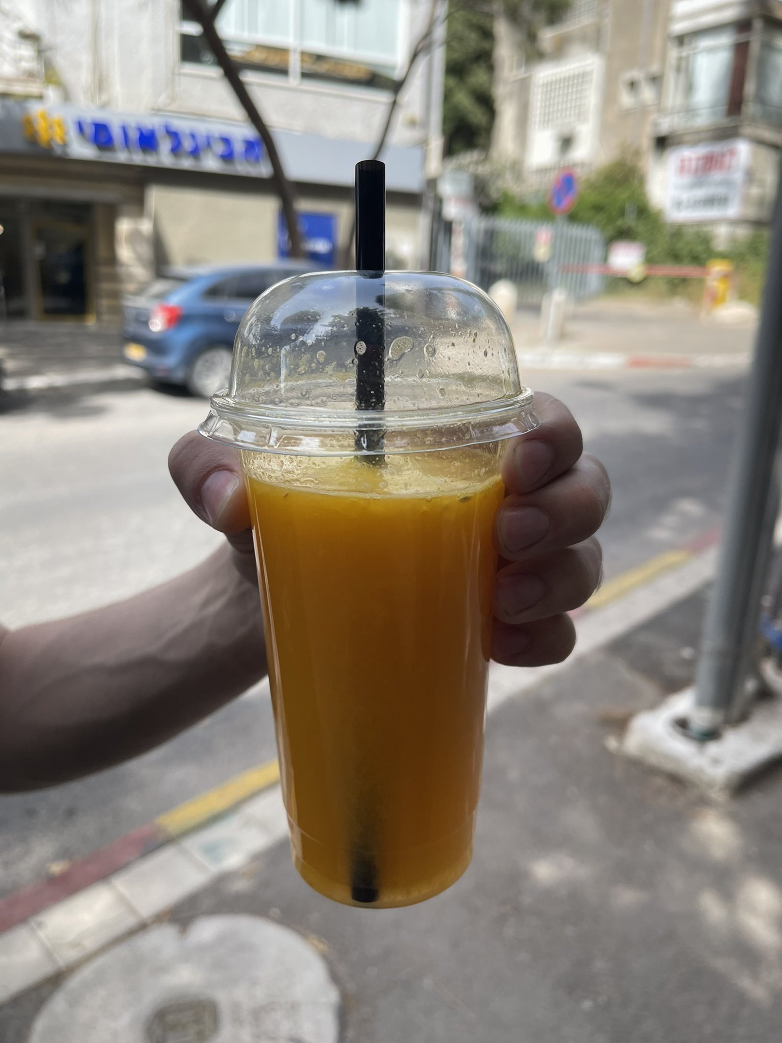 fluepke@chaos.social on Twitter: "Fresh orange juice ๐๐ฅค https://t.co/qeQBuc0P1w" / Twitter