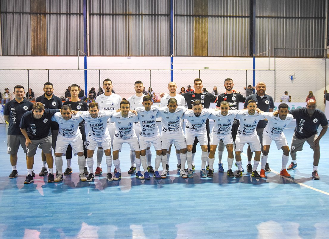 taubatefutsal's tweet photo. TAUBATÉ UMBRO FUTSAL 💙
📸 Renato Antunes | Agência Maxxsports
#TaubateFutsal #Umbro #VaiTaubaté #CopadaLPF #LPF2022 #Futsal https://t.co/FLS4RIMFpS