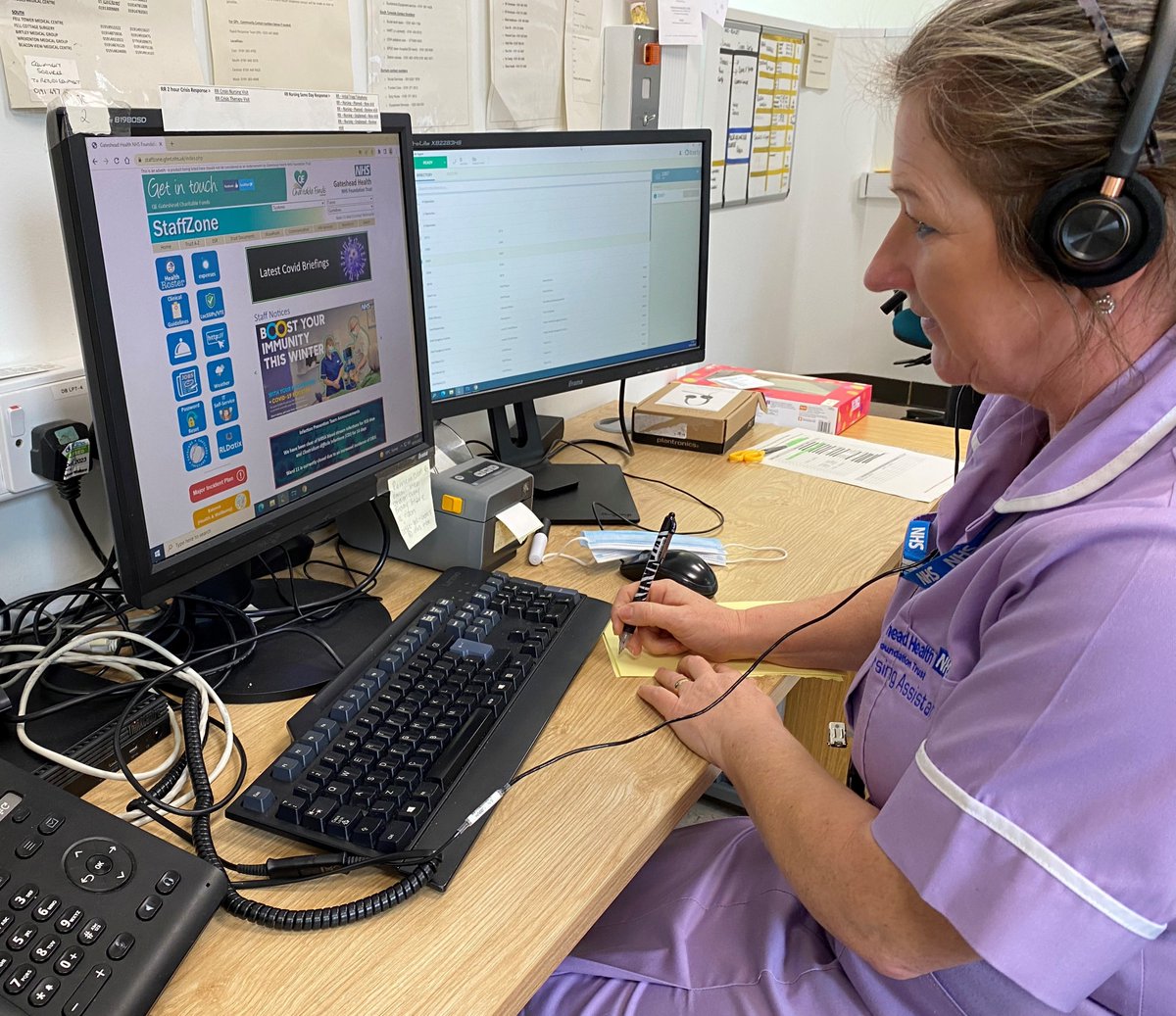 Gateshead_NHS's tweet photo. Go behind-the-scenes with our Rapid Response Team.

The team is a group of highly skilled nurses, occupational therapists, and physiotherapy staff who work to treat patients in their own homes – and prevent them being admitted to hospital.

Read more here: https://t.co/Xl5PPi3PxM https://t.co/52D69zuSXe