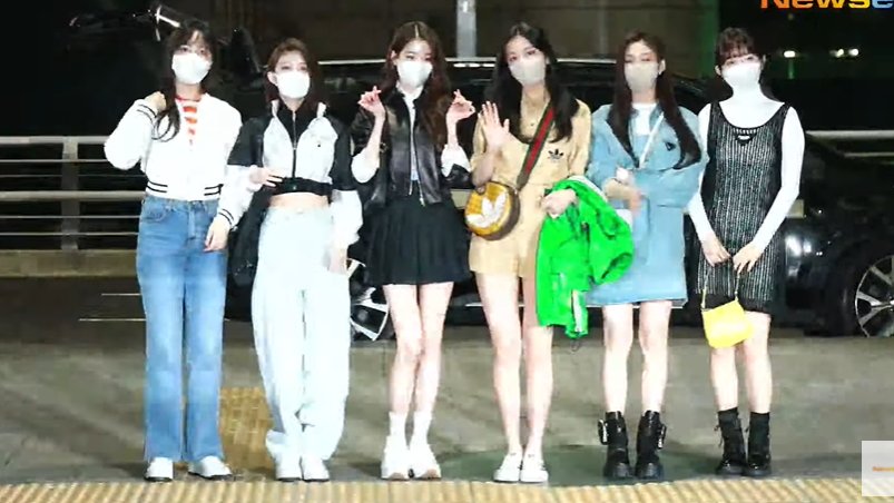 yyujinationn's tweet photo. IVE at Incheon Airport Departure for KPOP FLEX in Germany!

have a safe flight girls <3
#IVEinGermany https://t.co/jhffYGAbtq