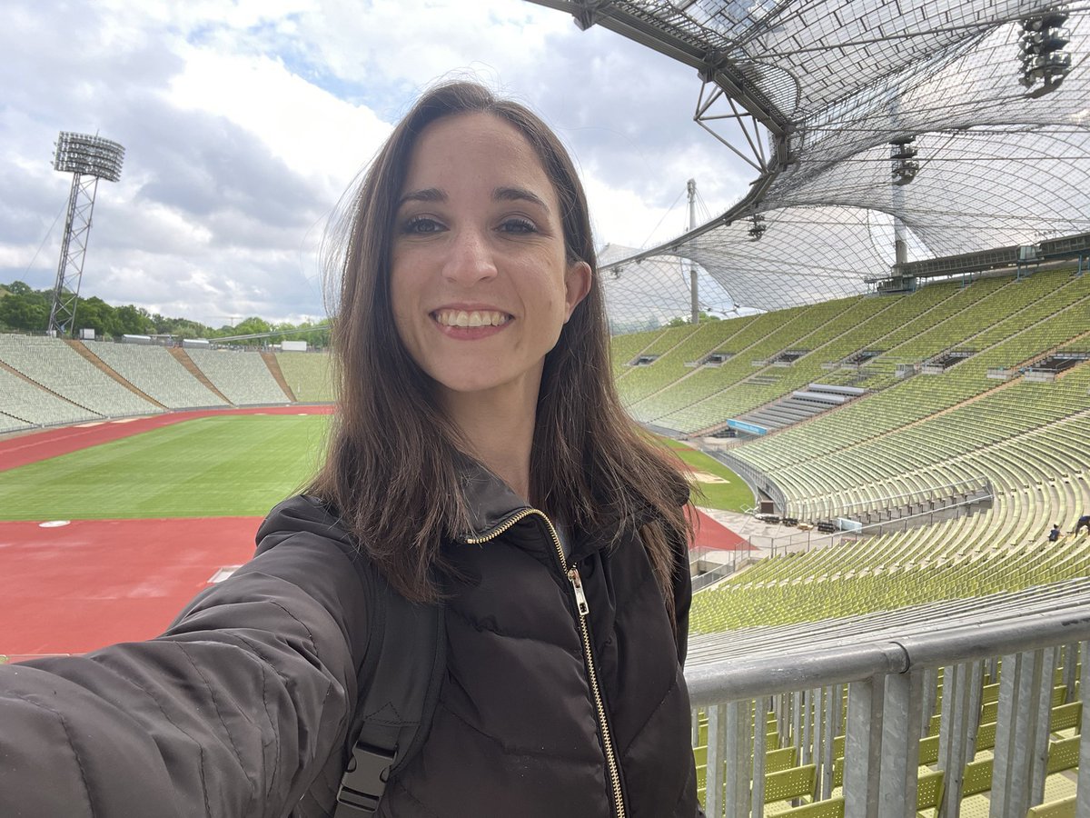 Visitando el Estadio Olímpico de Múnich. Construido para los juegos de 1972 🏟 HALLO!