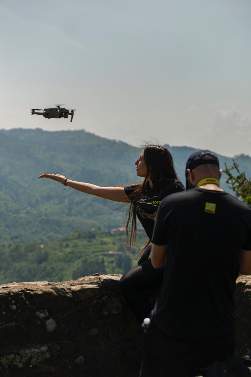 NikonItalia's tweet photo. 📸Anche quest'anno, i #NikonCreators hanno viaggiato alla scoperta della bellezza della Toscana raccontandola con immagini e video attraverso l'attrezzatura #Nikon👉 https://t.co/Zfhf5HAmD5 

🙏 Grazie a 
@redazioneTPT

@NikonItalia
 #CaptureToscana #NikonCreators https://t.co/9xSZWbtv6U