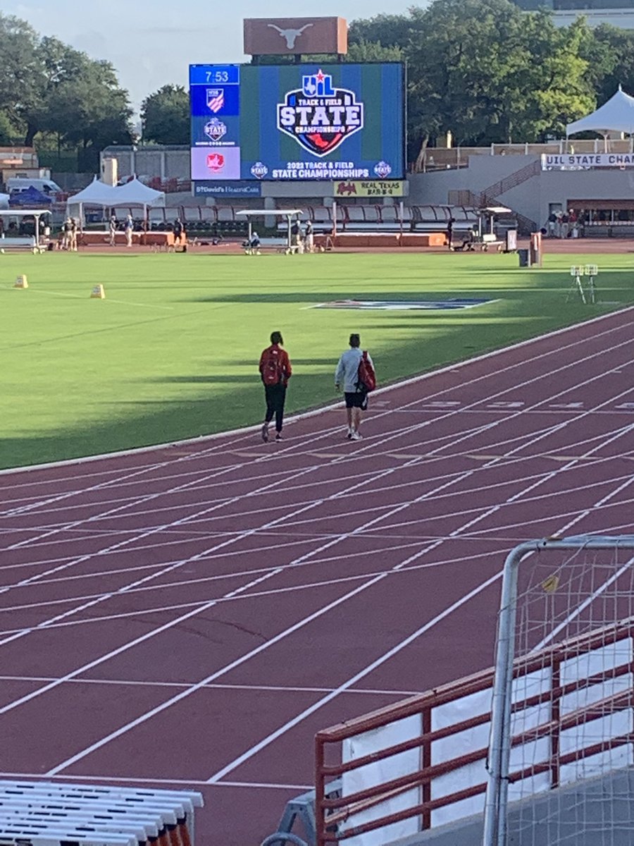 Woodrow_XC's tweet photo. Let’s Goooooo!!! STATE!!!! @woodrow_sports @WoodrowTrack @WWHS_Wildcats @dallasathletics @taisha2202 https://t.co/dEFxqNVM6V