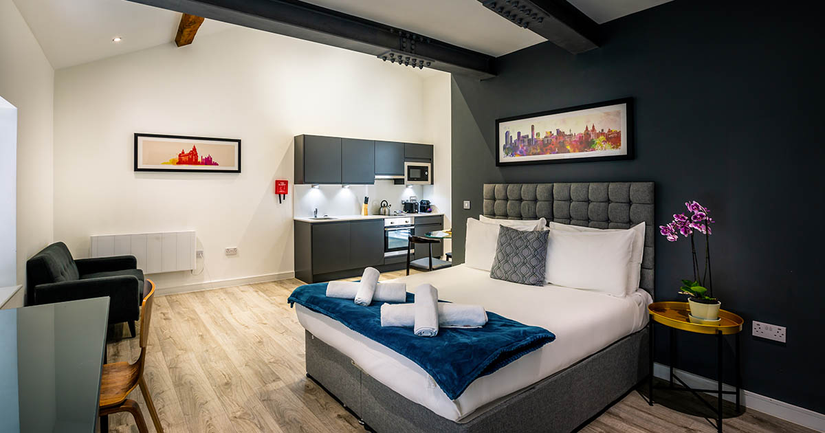 CitystopGroup's tweet photo. The #citystop apartments offer all the amenities you'll need! 

#citystopgroup #citystopapartments #liverpool #hotel #hospitality #hotellife #liverpoolhotels #uniquehotels #hotelroom #luxuryhotel #hotelstory #luxuryhotels #interiordesign #hotelstay #hoteldesign #design https://t.co/VoC95ihXdR