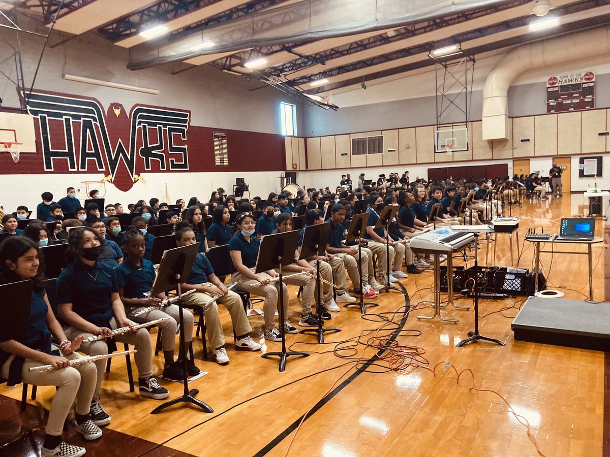 MataBand56's tweet photo. A little over 300 students were estimated to be in attendance at The Mata-Holub Spring Concert.

Thank you @diaz_principal, Counselors, @basoto80, &amp; @mataeagles staff for your support.

Keeping with tradition &amp; building the band culture the Mata-Holub way.

#AliefProud @AliefISD https://t.co/K4lgG84pgK