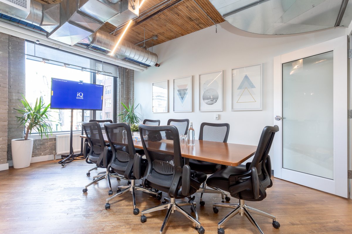 Meet your potential in our state-of-the-art meeting spaces. With a specially designed Zoom room, make conference calls as easy as a touch of a button. Book now in our bio link.