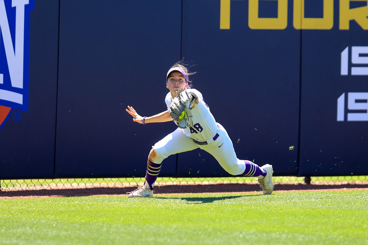 FurmanPaladins's tweet photo. Good luck to @FurmanSoftball as they take on Samford in Day 3 of the SoCon Championships!

#FUAllTheTime https://t.co/PaW8INyf0k