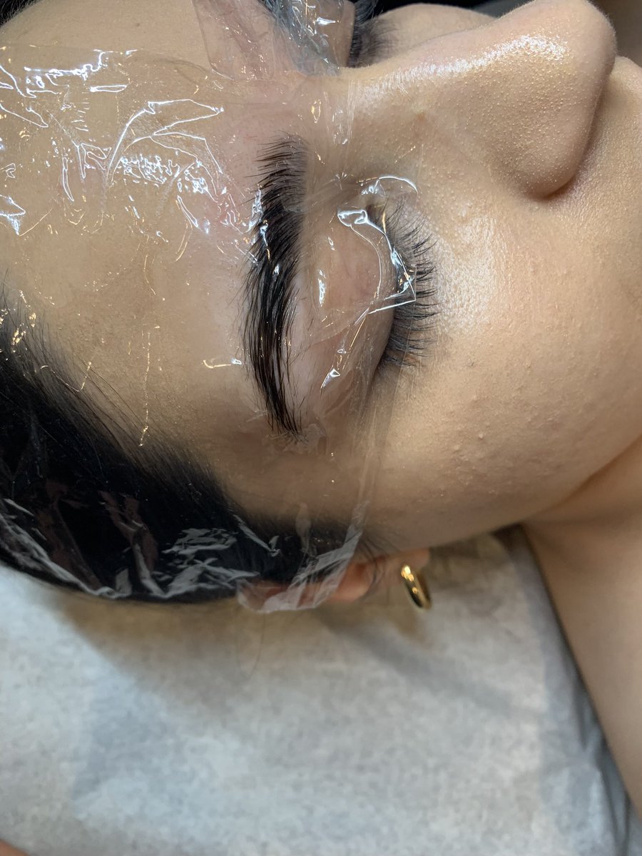 GBofbeauty's tweet image. First brow lamination in the books. Swipe to see the results 🥰. 

#brows #browlamination #firsttime #esthetician #student #obssesed #browshaping #ilovebrows #esthetics #esthicianstudent #metrodetroit #makeupartist