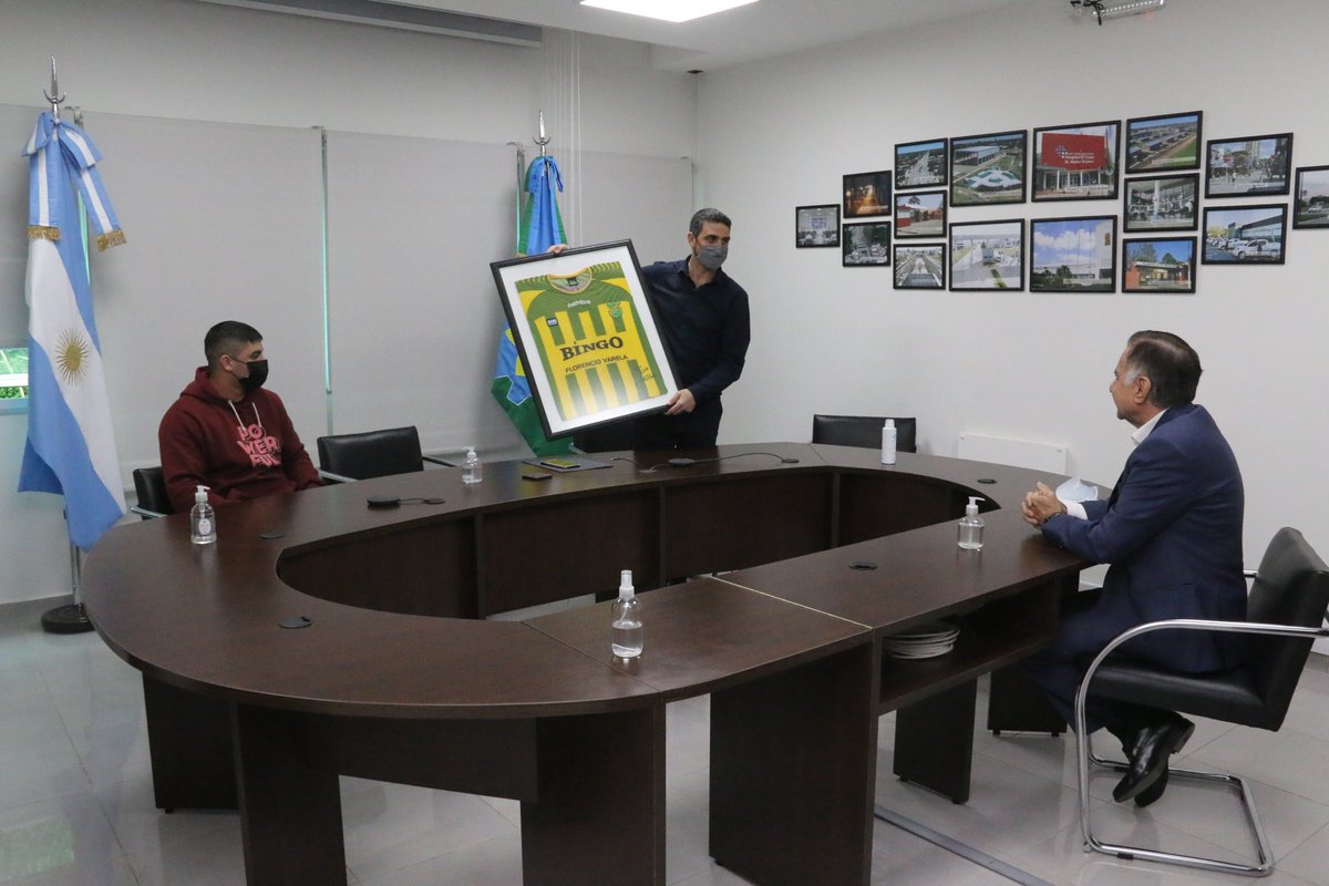 Los trabajadores del <a href="/Senado_BA/">Senado BA</a> son quienes permiten que funcione gran parte de la #Legislatura. Lo hacen gracias a la fuerza laboral organizada, como el compañero <a href="/rikyromeo55/">Riky Romeo</a>, a quien aprovecho para felicitar por su desempeño como secretario gremial de ATE.