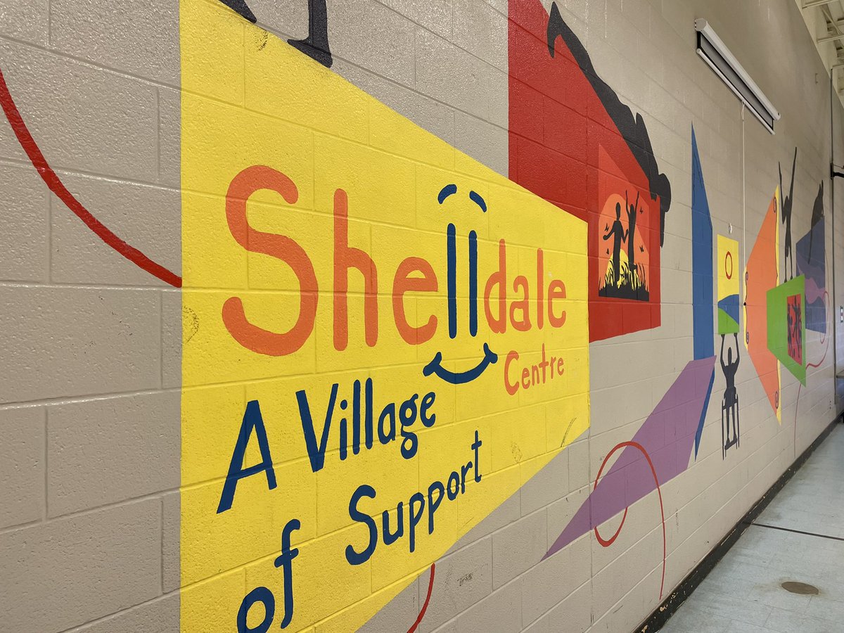 OfficerKGrant's tweet photo. Another fun morning at #ShelldaleFamilyGateway in #Guelph helping out with their Breakfast Club program!
To request a #GuelphPoliceService officer at your community event please visit https://t.co/5nbZD9NHzk.
#ShelldaleFG #Shelldale #PrideServiceTrust #GPS https://t.co/0LB2YKnWdA