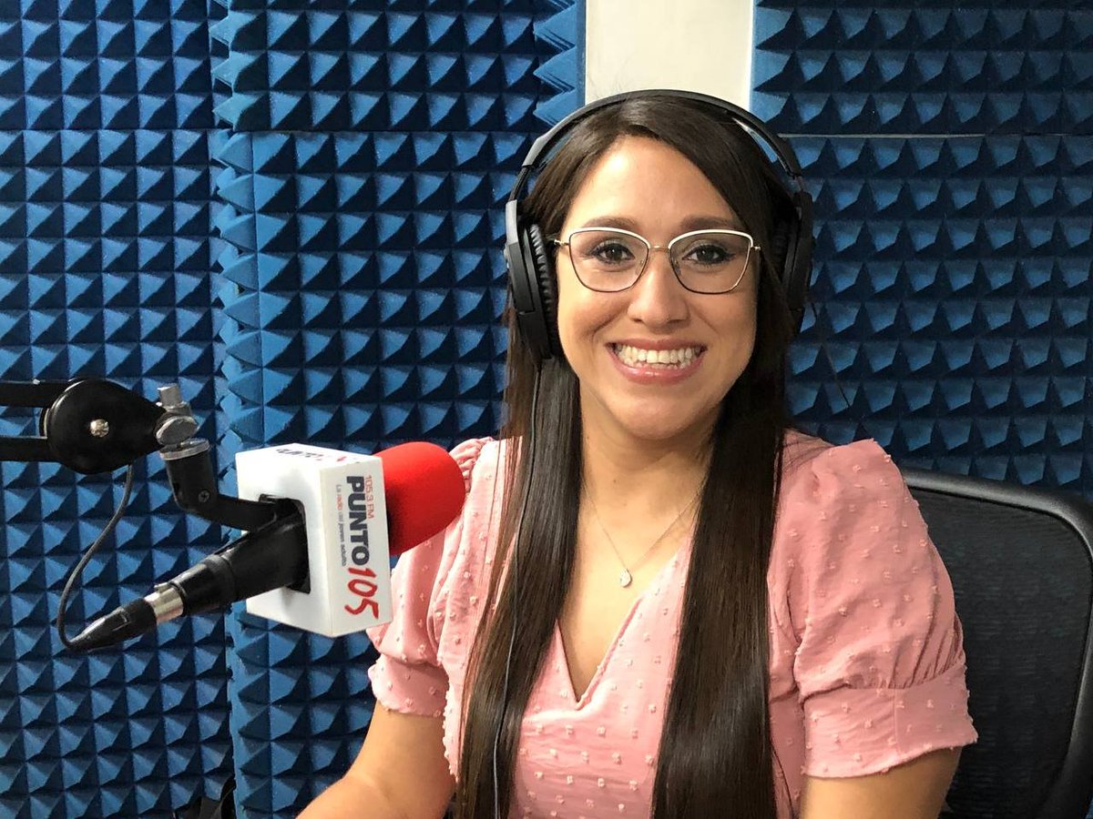 dianavytony's tweet photo. 🎙️ Conversamos con @LaReggieRo, de @AseguradoraACSA y nos cuenta sobre #ACSACarATuMedida. 

🔴 EN VIVO ▶️ 105.3 FM
💻 https://t.co/0Bf99mz3rQ https://t.co/cUnOSMYpwc