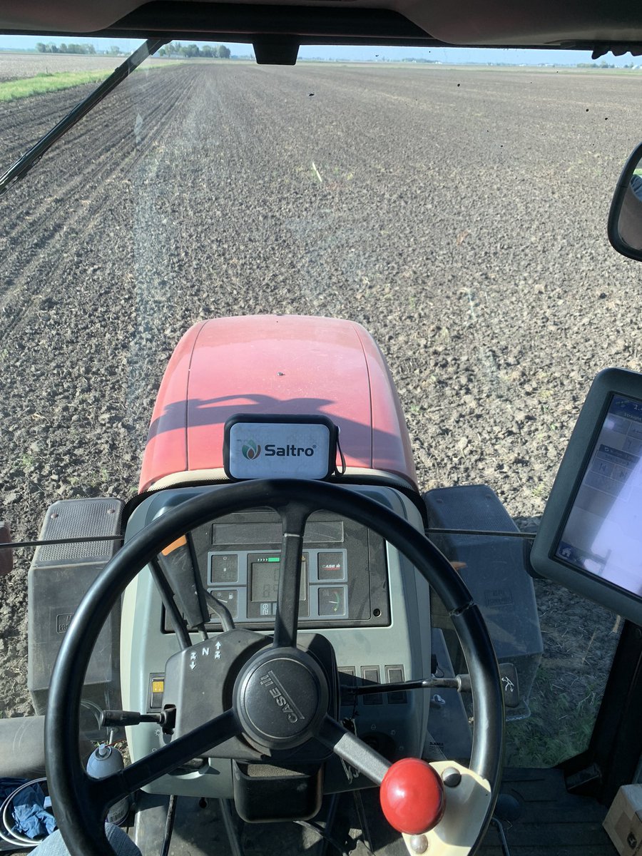 Bean_Dork's tweet photo. It’s double trouble Friday on @SiriusXM @SXMHairnation sonI packed my @SyngentaUS #Saltro portable speaker to stream some hair 🤘🏽 from the tractor cab!
#plotday https://t.co/ohwJTbzM8w