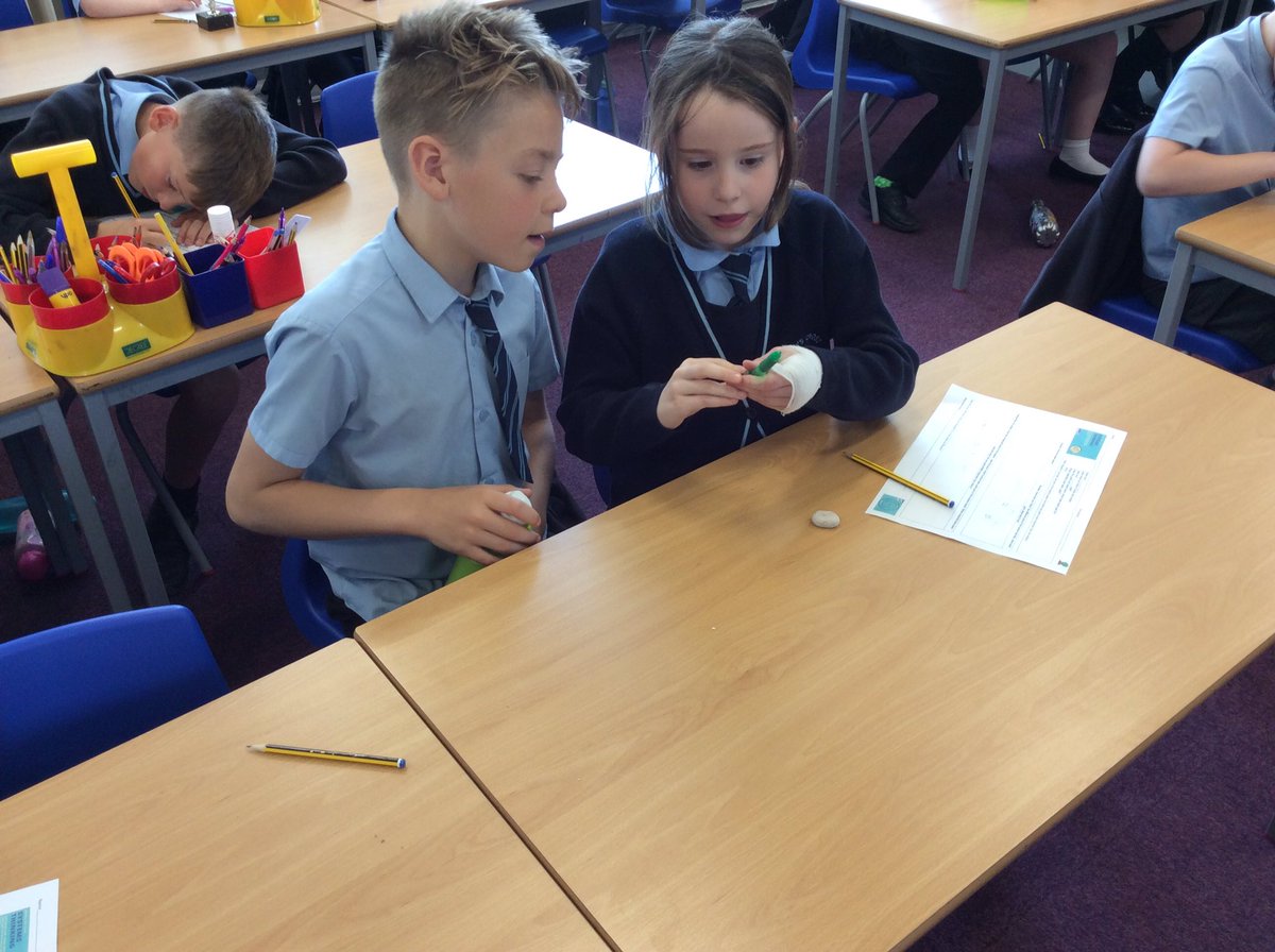 Y3Mabs's tweet photo. Systems thinking: what makes a pen work? https://t.co/fy4JamDOWr