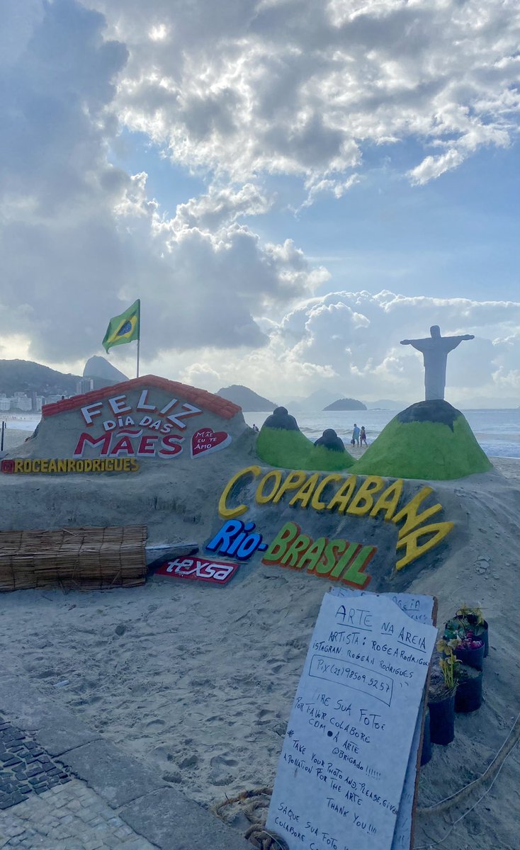 MichelleAbbs's tweet image. Sand art as an #NFT?

I know some people say certain works of physical art can never be digital art. 

Is sand art one of those? I saw some of the most intricate and ornate works of art on the beach in Brazil this morning. 

Gives minting sand a whole new meaning.