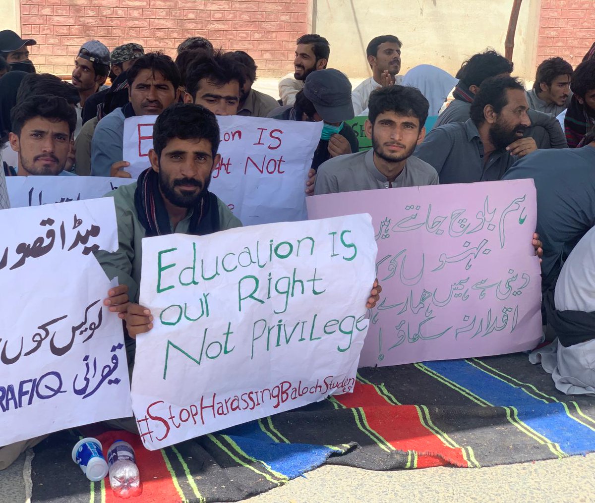 Asif_Baloch8's tweet photo. Dear All!
Please raise your voice for protesting Baloch students of Ghazi University who are dying in this blazing heat of 48c. They have been expelled from university just for their ethnic identity.
@ImaanZHazir
@HamidMirPAK
@ZarrarKhuhro
@Senator_Baloch
#RestoreBalochStudents https://t.co/5WVvu8H7l9