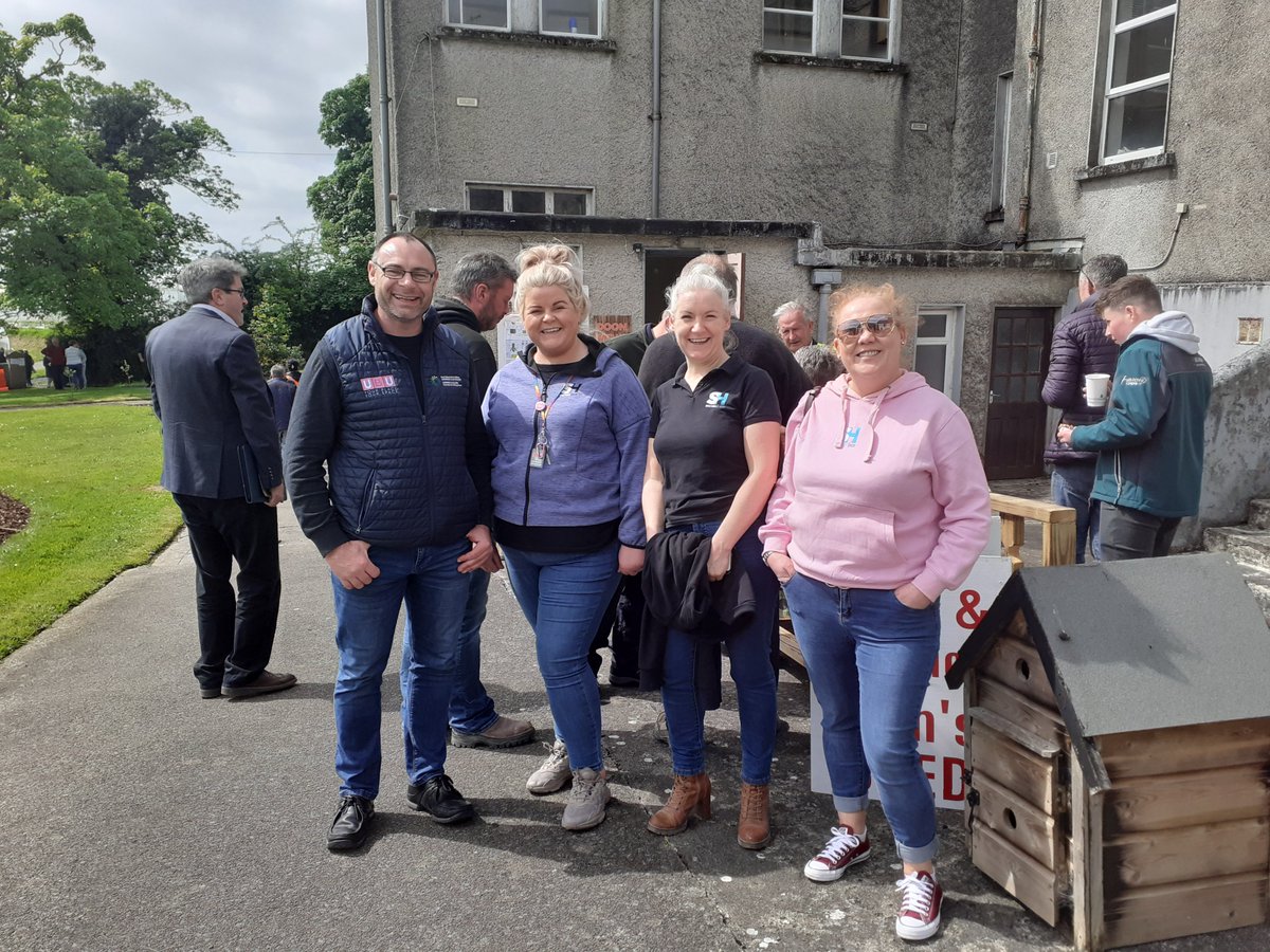 LimClareETB_YW's tweet photo. Delighted to support @DoonSocialFarm with their open day today. Fantastic facility and quality work being delivered at a local level. Accompanied by our colleagues from Southill Hub  @Southill1, delivering extremely valued services to young people and their families. https://t.co/PJShSK2NHY