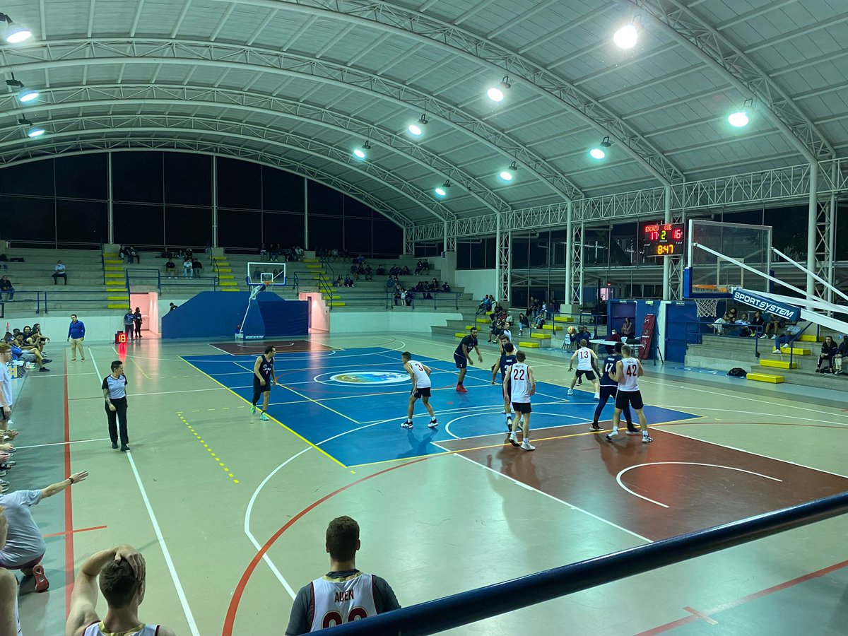 CoachMartinWIU's tweet photo. @CoeCollegeHoops fell in OT last night to the top team in Costa Rica, Escazu Major.  @KruseJarad was named the games MVP by the Escazu players. It was the first official game ever in the new Escazu Sports Village facility. Fun international hoops environment https://t.co/200pqq6szQ